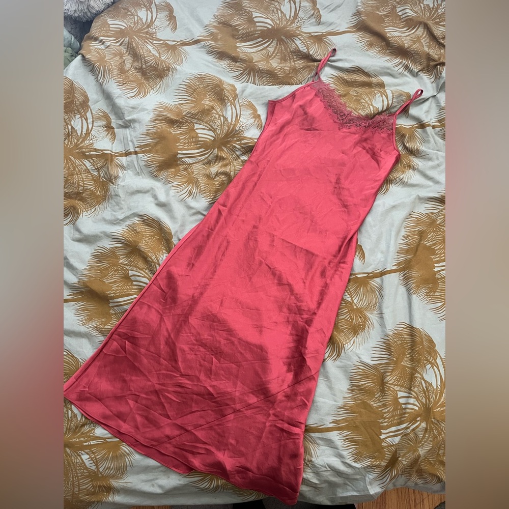 Wilfred Only lace midi slip satin dress S Rosy red